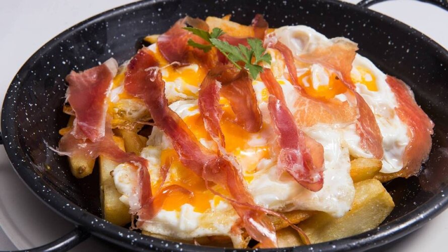 huevos-rotos-jamon.jpg