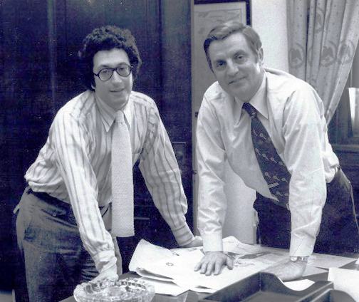 Harold W. Rosenthal con el senador Walter Mondale